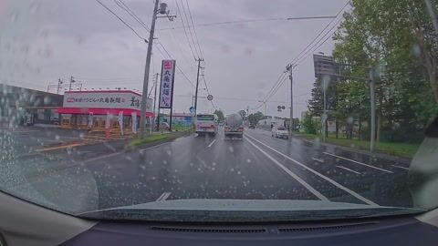 投稿動画のサムネイル
